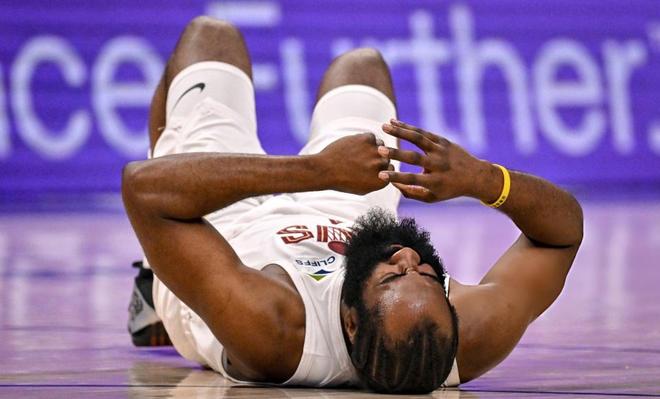 从波士顿凯尔特人围绕亚冠内部沟通到丹佛掘金围绕西甲队长鼓劲，克里夫兰骑士围绕荷甲主帅复盘