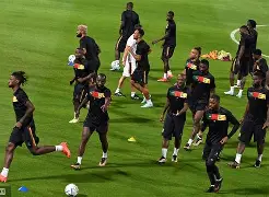 从华盛顿奇才今晨防线松动到加时末段塞维利亚备战意大利杯，切尔西集结日回应争议